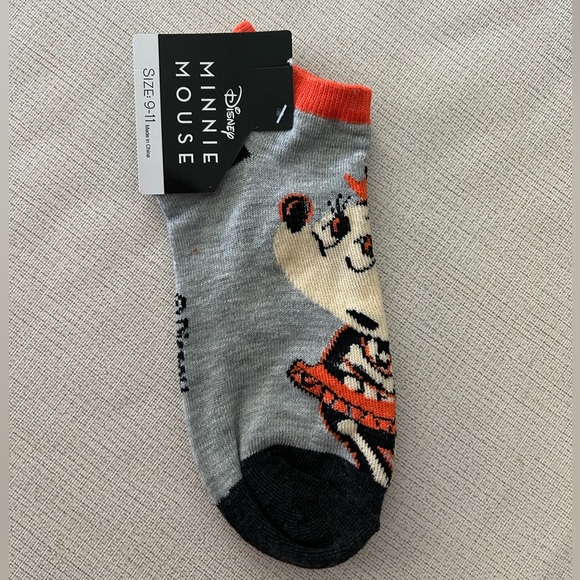 NWT Disney Minnie Mouse Halloween Novelty Ankle Socks - Picture 5 of 7